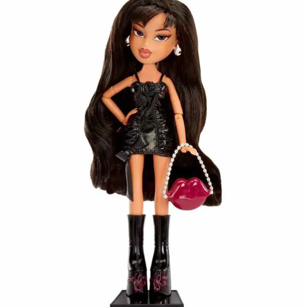 Celebrity Collector Doll - Vestido De Dia - Kylie Jenner^Bratz New