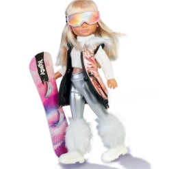 Snow Fashion^Nancy Best